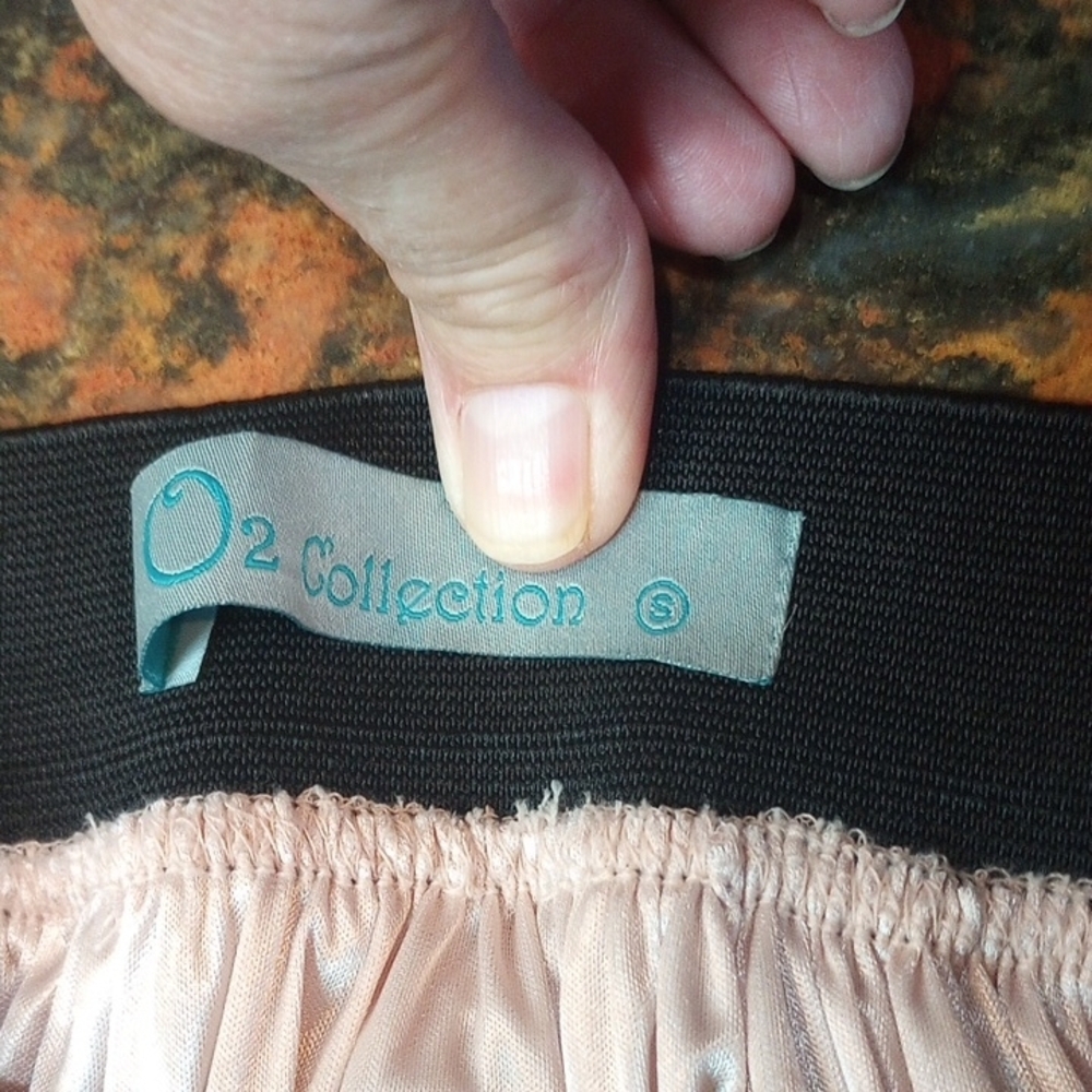 Girls Layered Tulle Skirt in Blush Pink with Elastic Waist - Picture 6 of 6
